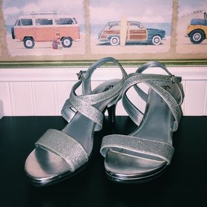 2 inch sparkly heels